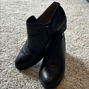 Naturalizer Black Ankle Booties